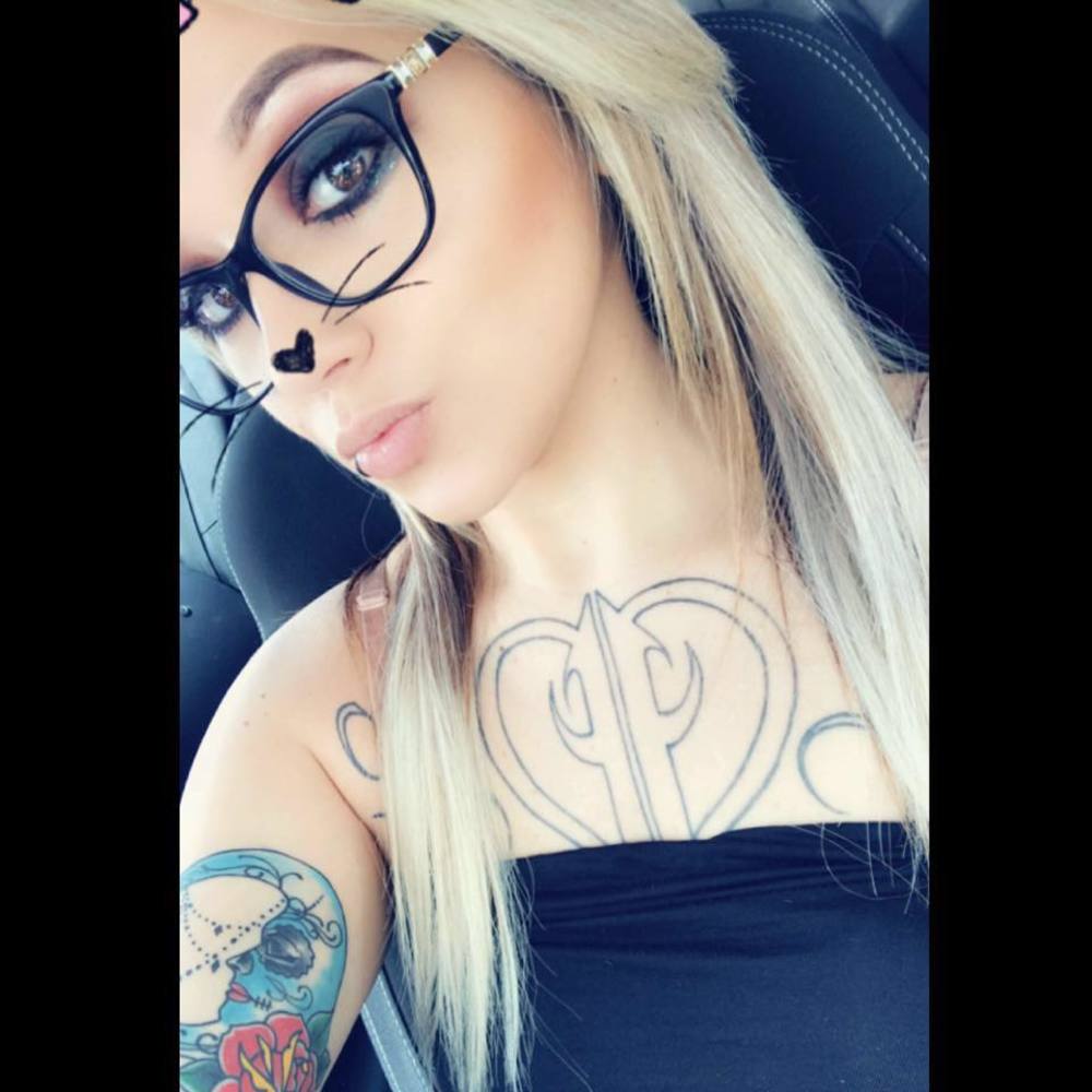 Meet your Posher, Lashey